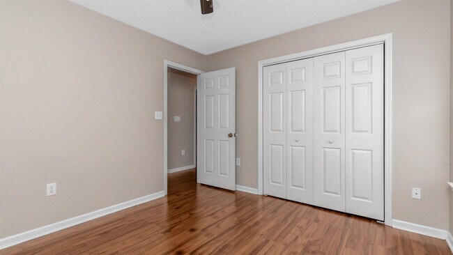 Building Photo - 112 Dusty Trail Ln