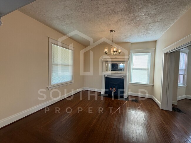 Building Photo - 1537 Ruth Ave