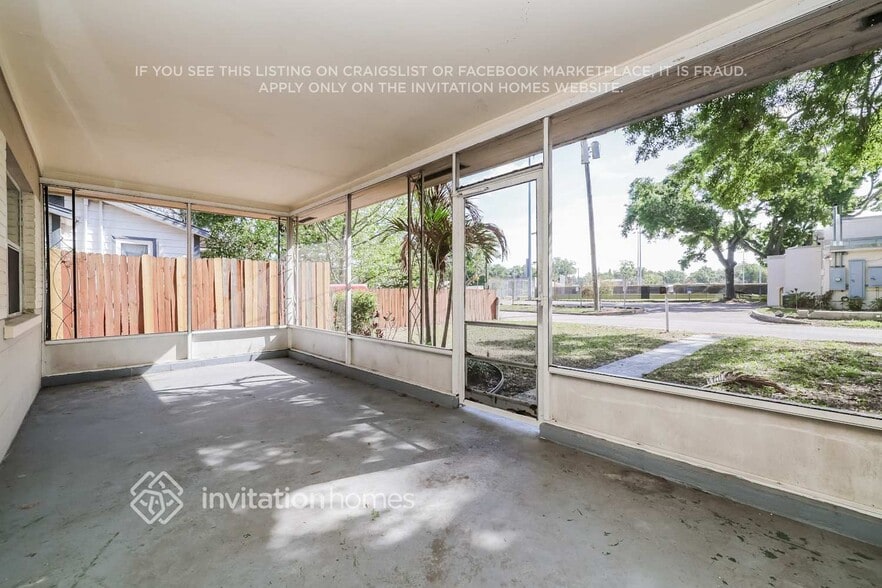 Building Photo - 3704 N Clearfield Ave