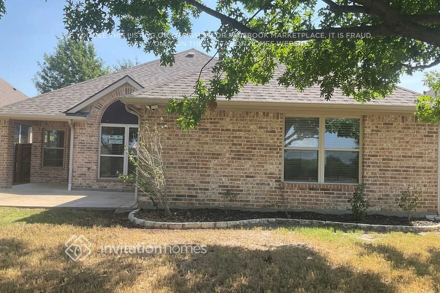 Building Photo - 807 Miramar Dr