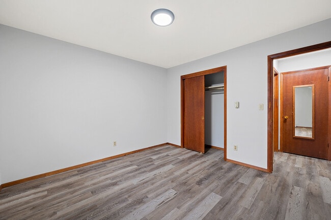 Building Photo - 2425 Wesleyan Ave