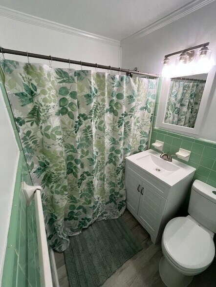 Bathroom - 330 Clover St
