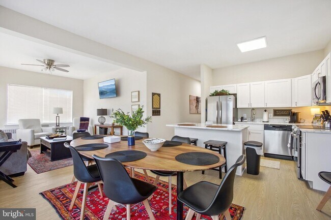 Building Photo - 1900 Princess Anne St