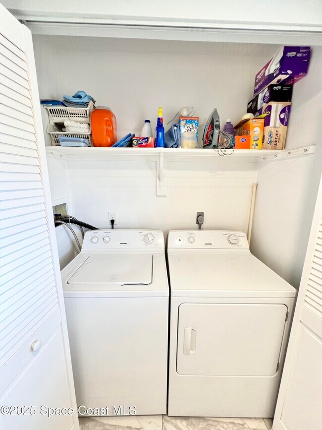 Building Photo - 1860 N Atlantic Ave