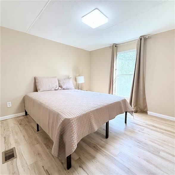 Building Photo - 19506 K Sharp Ln