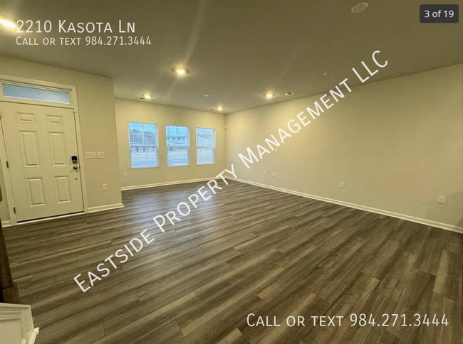 Building Photo - 2210 Kasota Ln