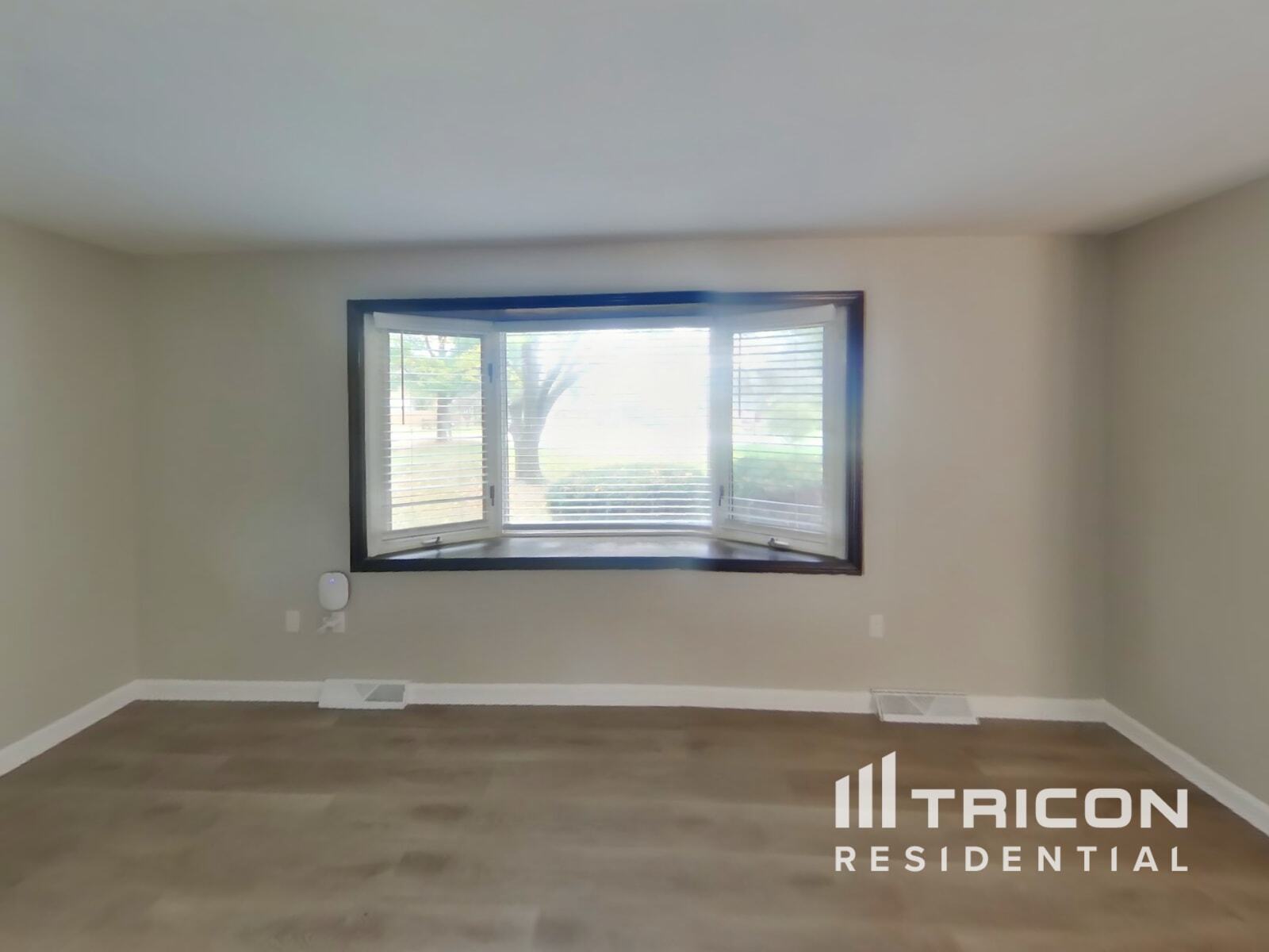 Building Photo - 402 Vixen Pl