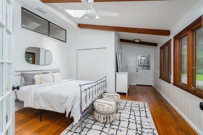 Building Photo - 8303 N River Oaks Ct