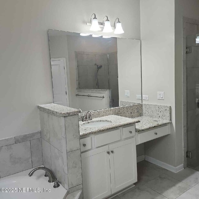 Building Photo - 97389 Harbor Concourse Cir