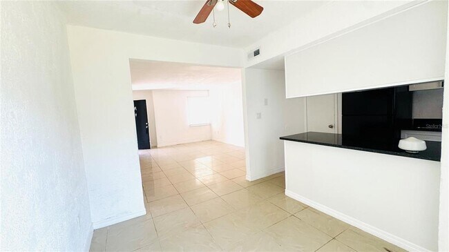 Building Photo - 2759 L B McLeod Rd