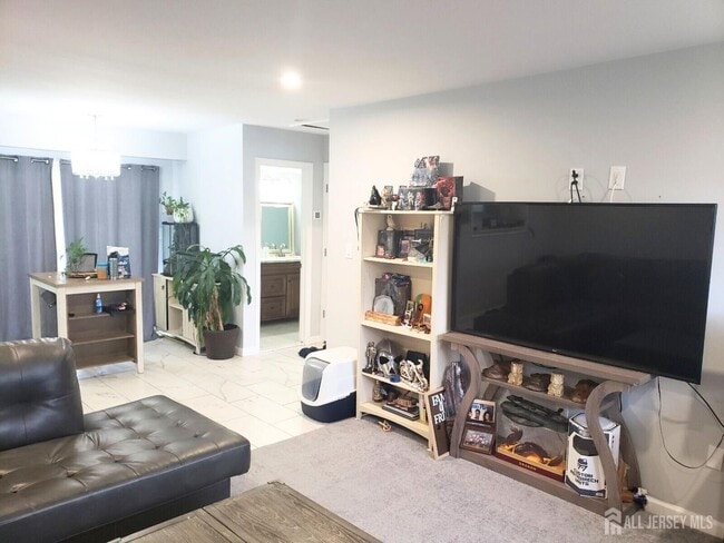 Building Photo - 45 Old Millstone Dr