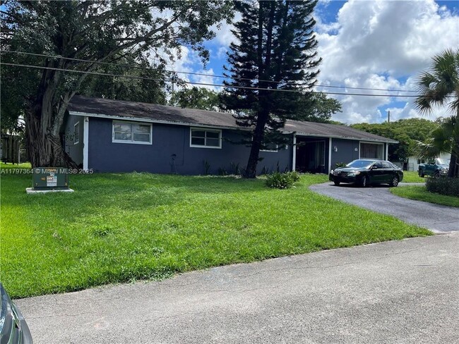 Primary Photo - 4434 SW 59th Ct