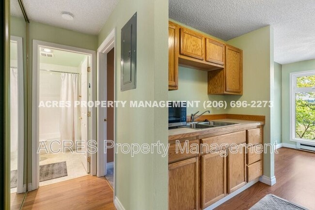 Building Photo - 15154 65th Ave S