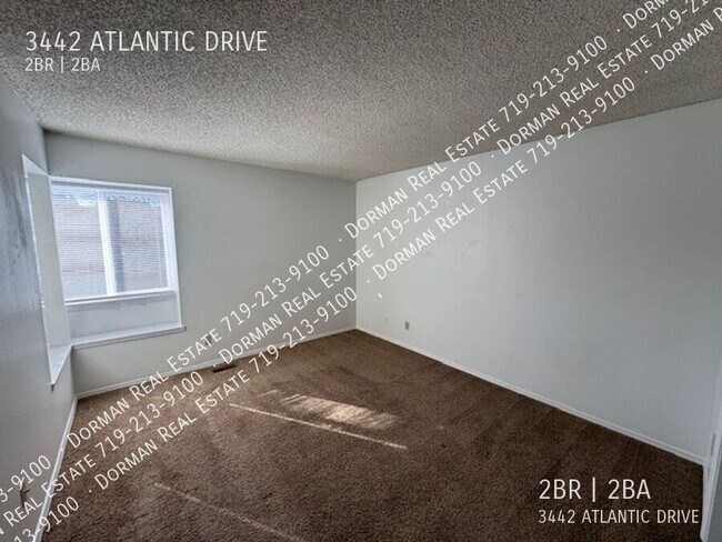 Building Photo - 3442 Atlantic Dr
