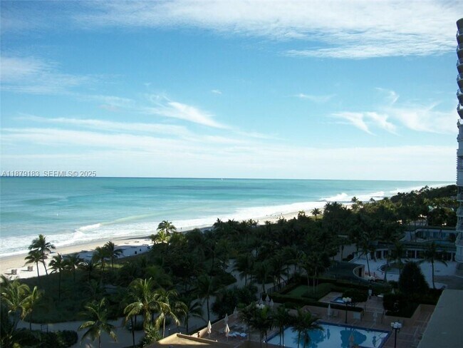 Building Photo - 10185 Collins Ave