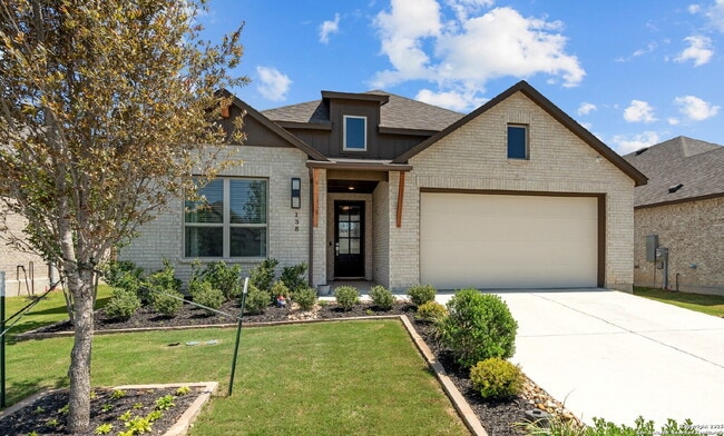 Primary Photo - "Charming 4-Bed, 3-Bath Home in Castrovill...