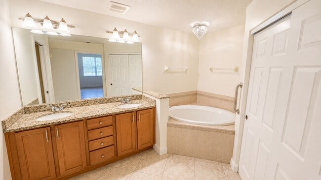 Building Photo - 6552 Moorings Point Cir