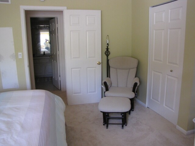 Building Photo - 2BR/1.5BA Townhouse *Near Parkers Lake!* - Plymouth- Available Sept 1!