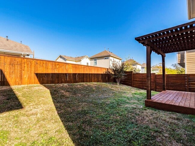 Building Photo - 2208 Capulet St