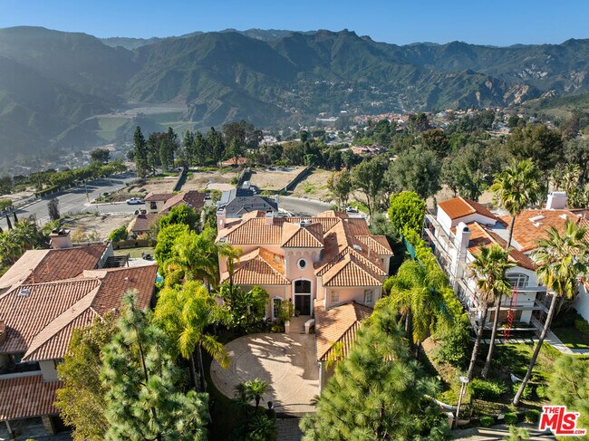 Building Photo - 1415 Cuesta Linda Dr