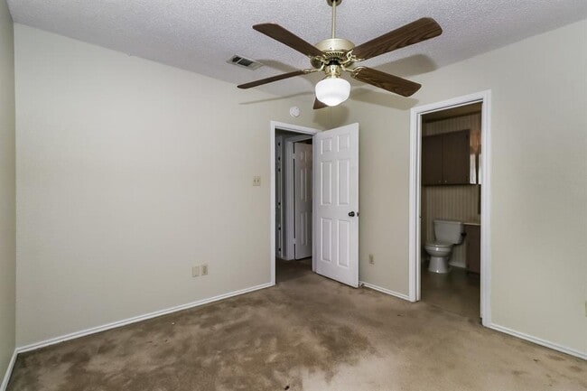 Building Photo - 314 Rawhide Loop