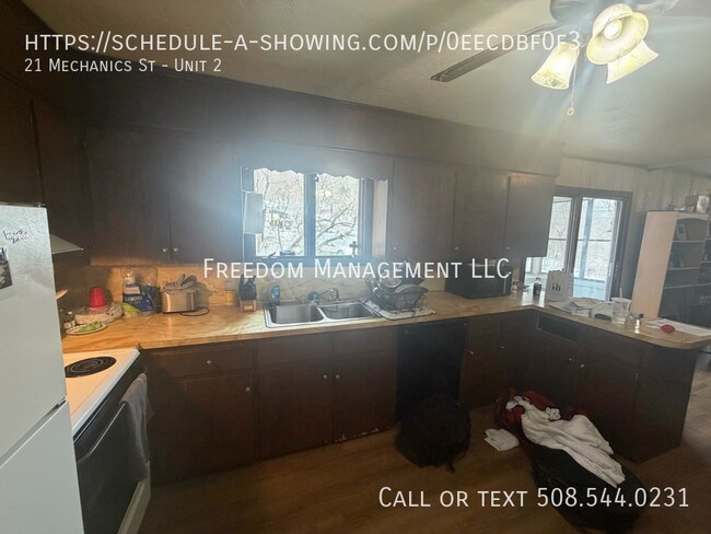 Building Photo - 21 Mechanics St