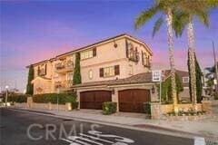 Building Photo - 900 E Balboa Blvd