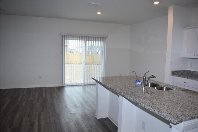Building Photo - 431 Robins Nest Ln