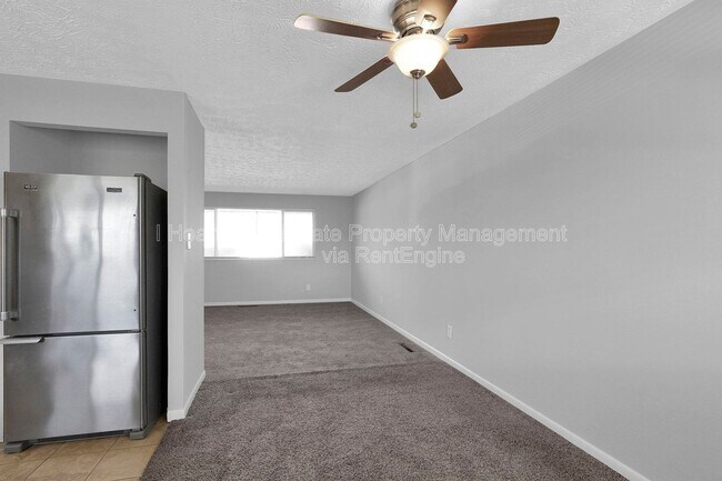 Building Photo - 1386 Rosehill Rd