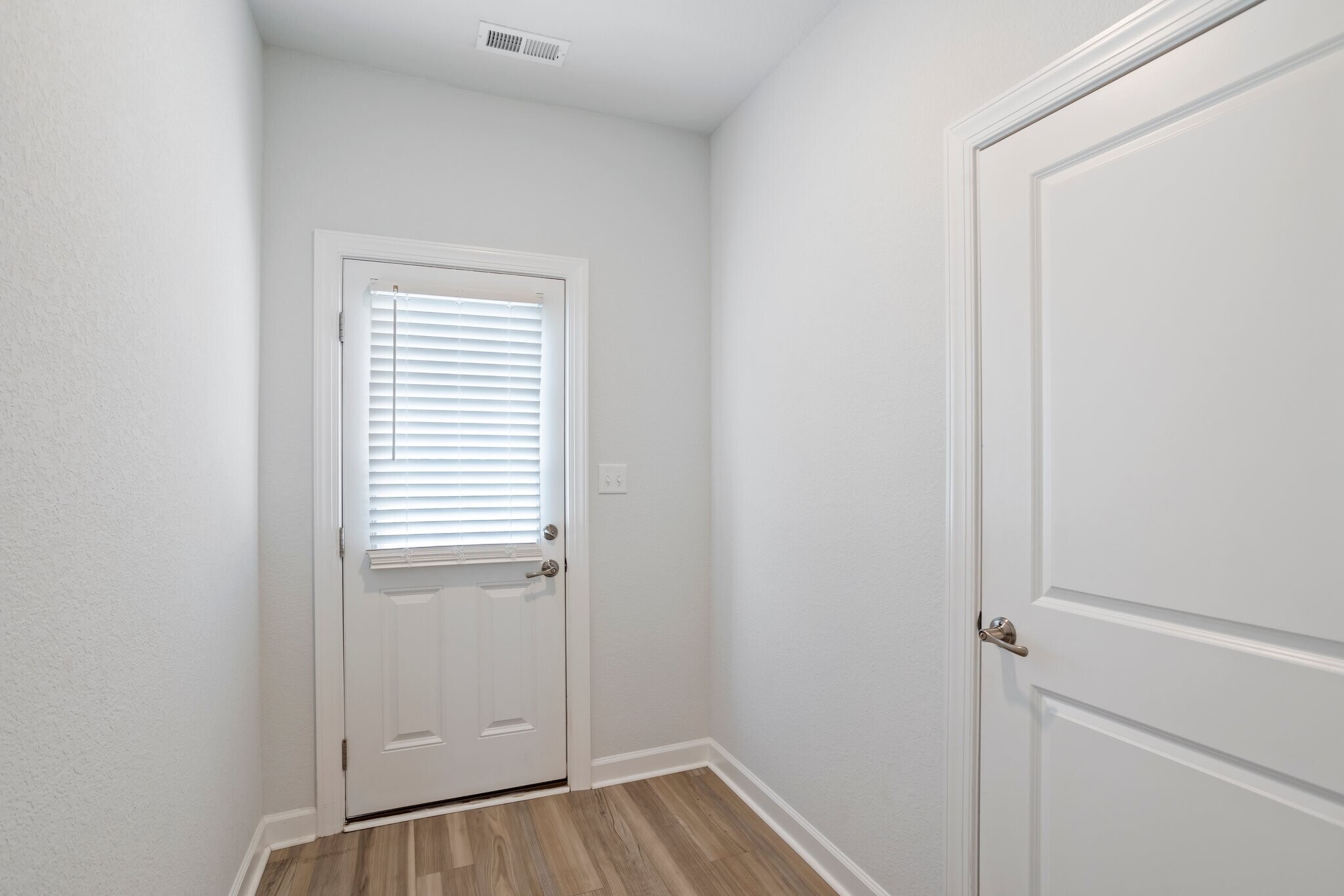 Building Photo - 2224 Hampton Roads Pky