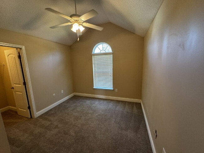 Building Photo - Home for Rent