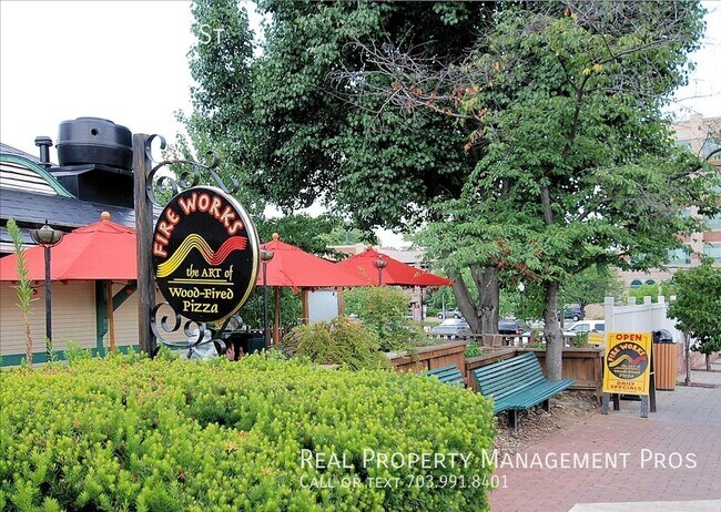 Building Photo - 239 W Market St-
