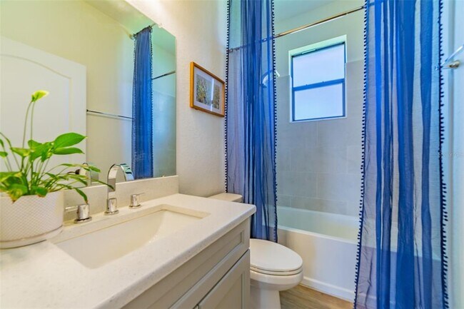 Building Photo - 570 Sanctuary Blvd