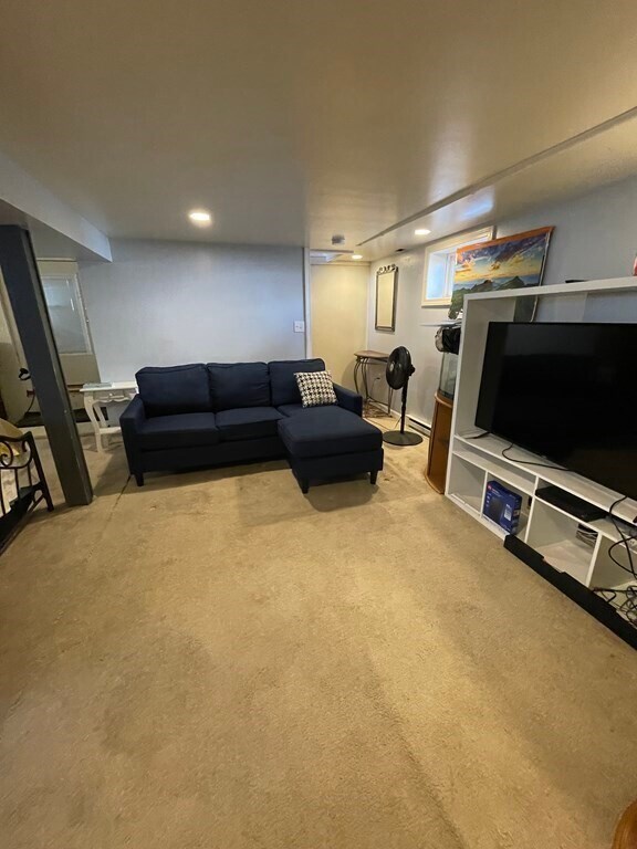 Building Photo - 49 Deerfield St