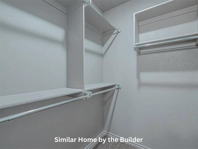 Building Photo - 1630 Highland Loop