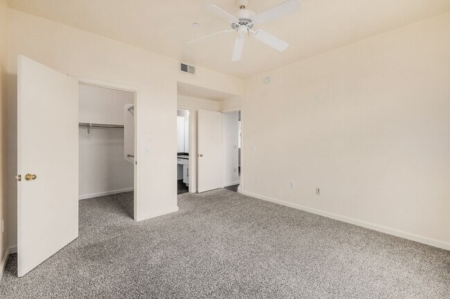 Building Photo - 2 Bedroom, 2 Bath In Central Phoenix