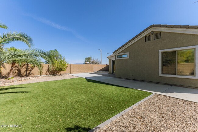 Building Photo - 23538 W Grove Cir