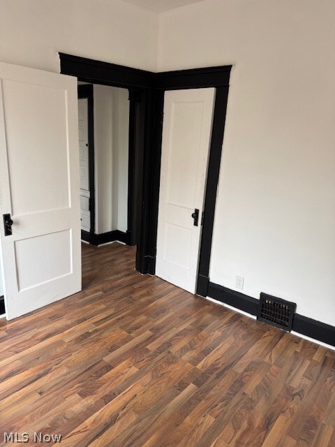 Building Photo - 12001 Oakview Ave