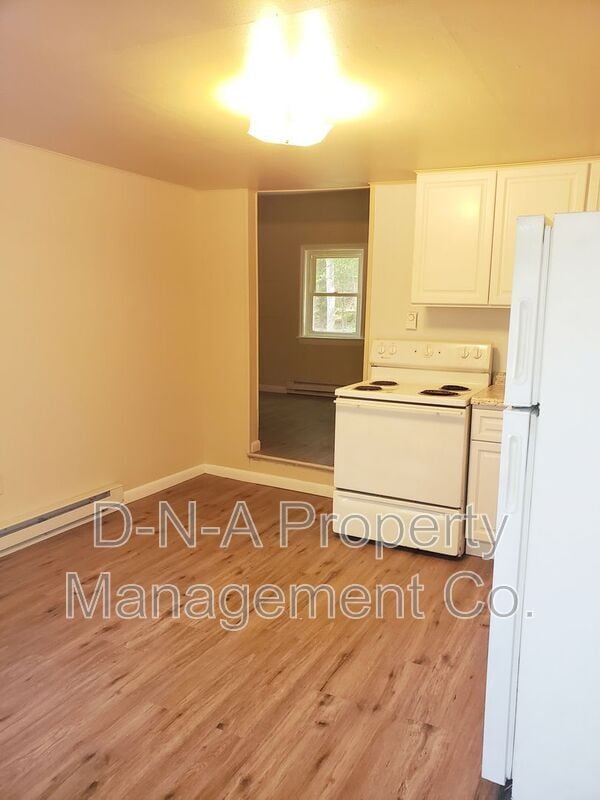 Building Photo - 3910 PA-447