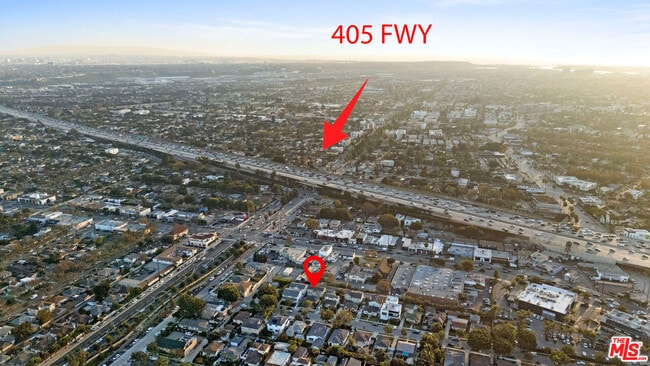 Building Photo - 4183 Commonwealth Ave