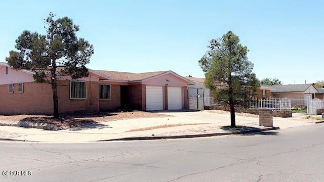 Building Photo - 11516 Jim Ferriell Dr
