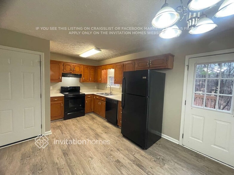 Building Photo - 120 Cottonwood Loop