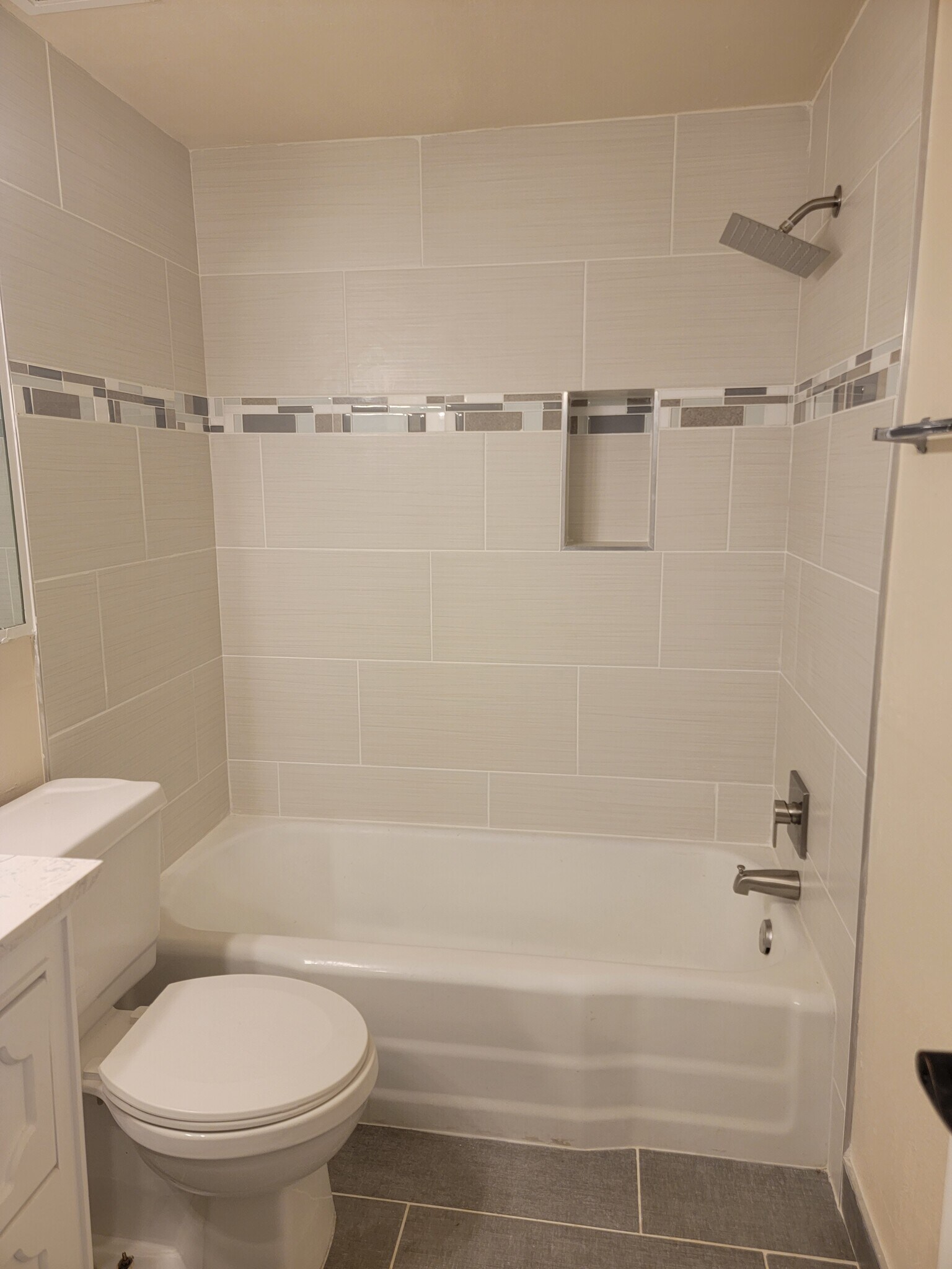 Building Photo - 628 E Drachman St