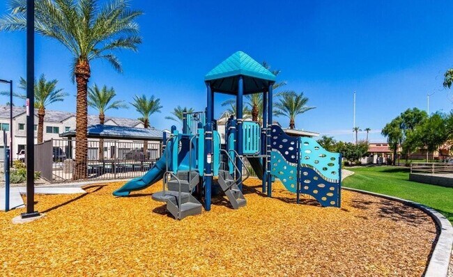 Building Photo - 8347 N 22nd Dr