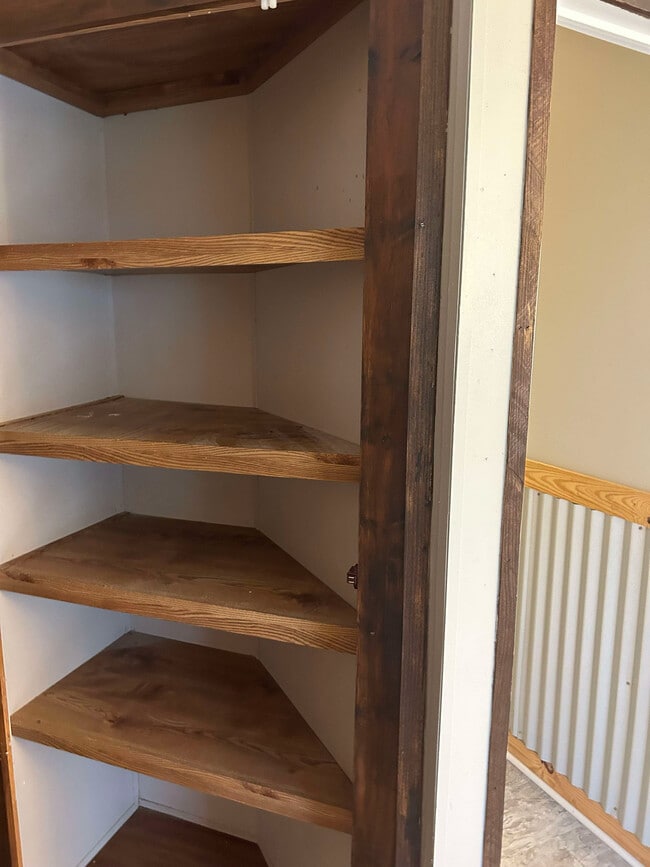 Building Photo - lot 28