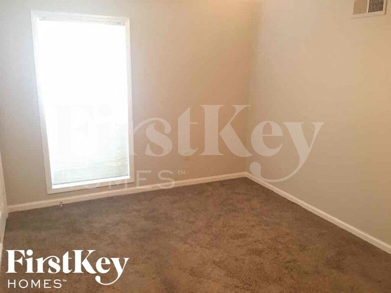 Building Photo - 5308 Timberdale Ave