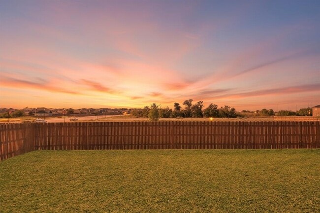 Building Photo - 102 Whitney Dr