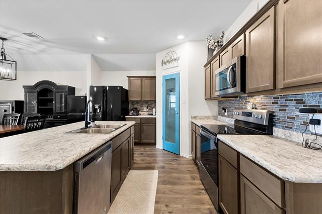 Building Photo - 2113 Tulipwood Dr