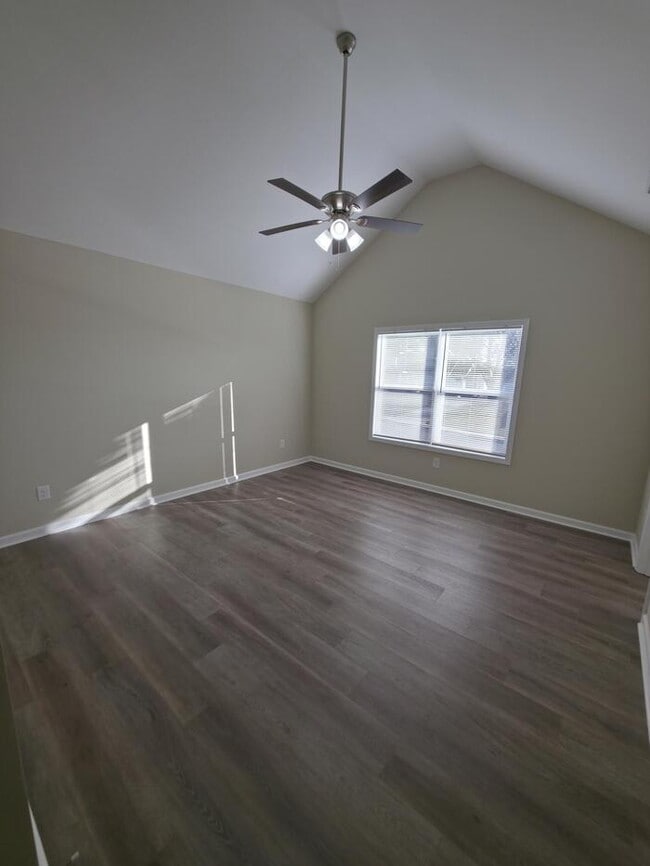 Building Photo - 29 Charlotte Pl