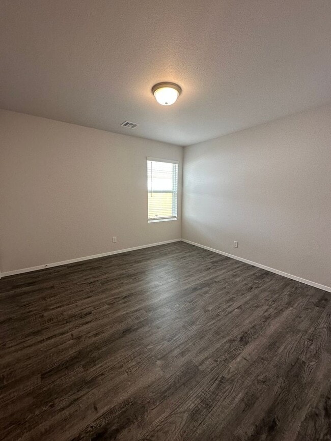 Building Photo - *Tax Relief Special!* NEW Three Bedroom | ...